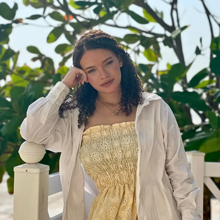 Creadora UGC lifestyle para marcas de bienestar y estilo de vida consciente — Avoiry